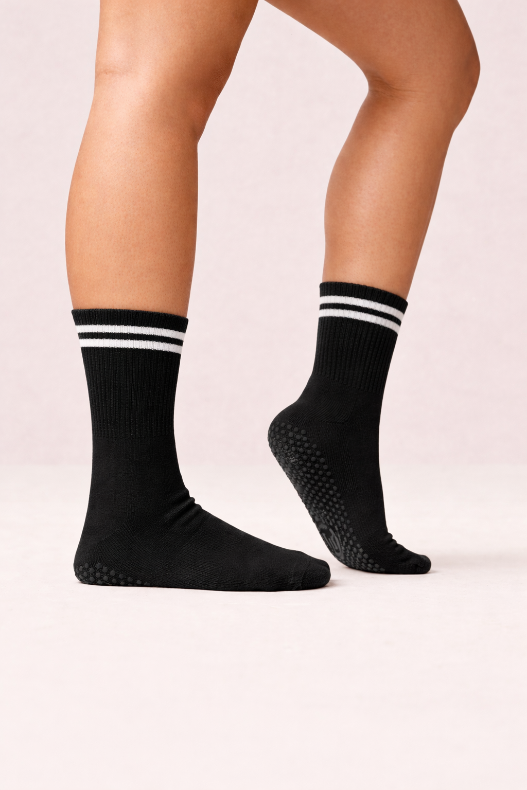 Alivra Pilates Grip Socks - Midnight Back